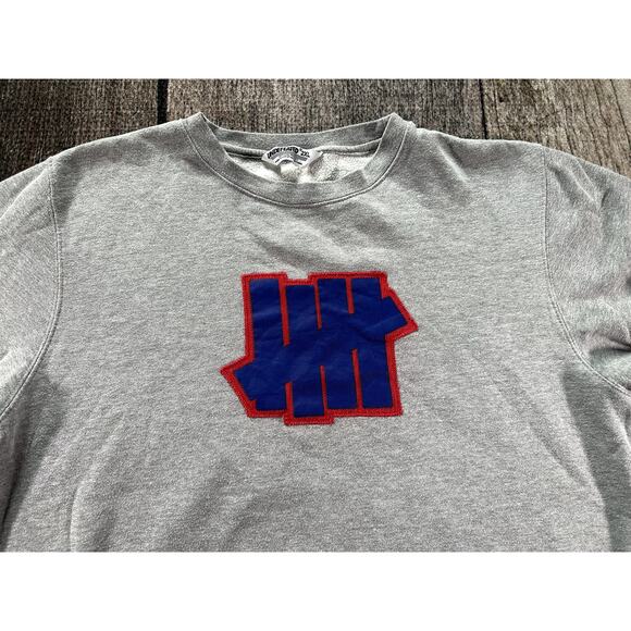 Undefeated Heather Gray Sweatshirt Blue Red Logo five strikes XXL Made In USA - Picture 2 of 7